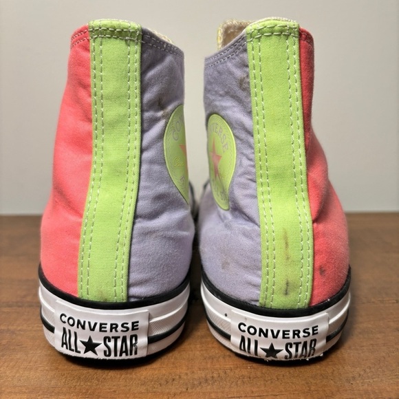 Converse Unisex Chuck Taylor All Star Canvas High Top
Sneaker Size 7 Women Shoes - Picture 3 of 8